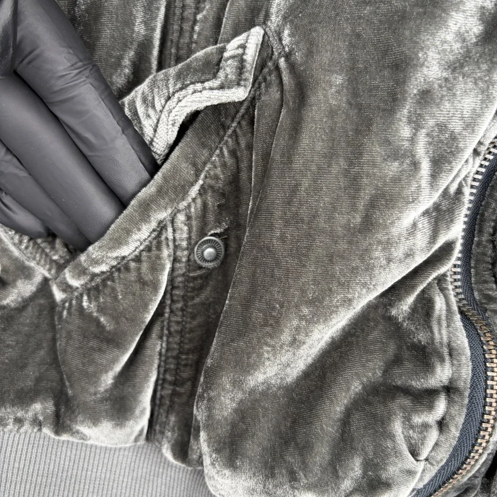 Free People Jacket Womens XS Green Ruched Velvet Bomber Full Zip Velour Varsity - Picture 7 of 13